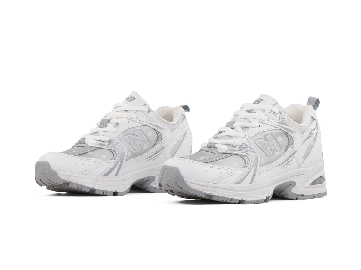 Paq 6 Pares Tenis New Balance 530 Plata Lunar 1.1 Premium 23/26.5