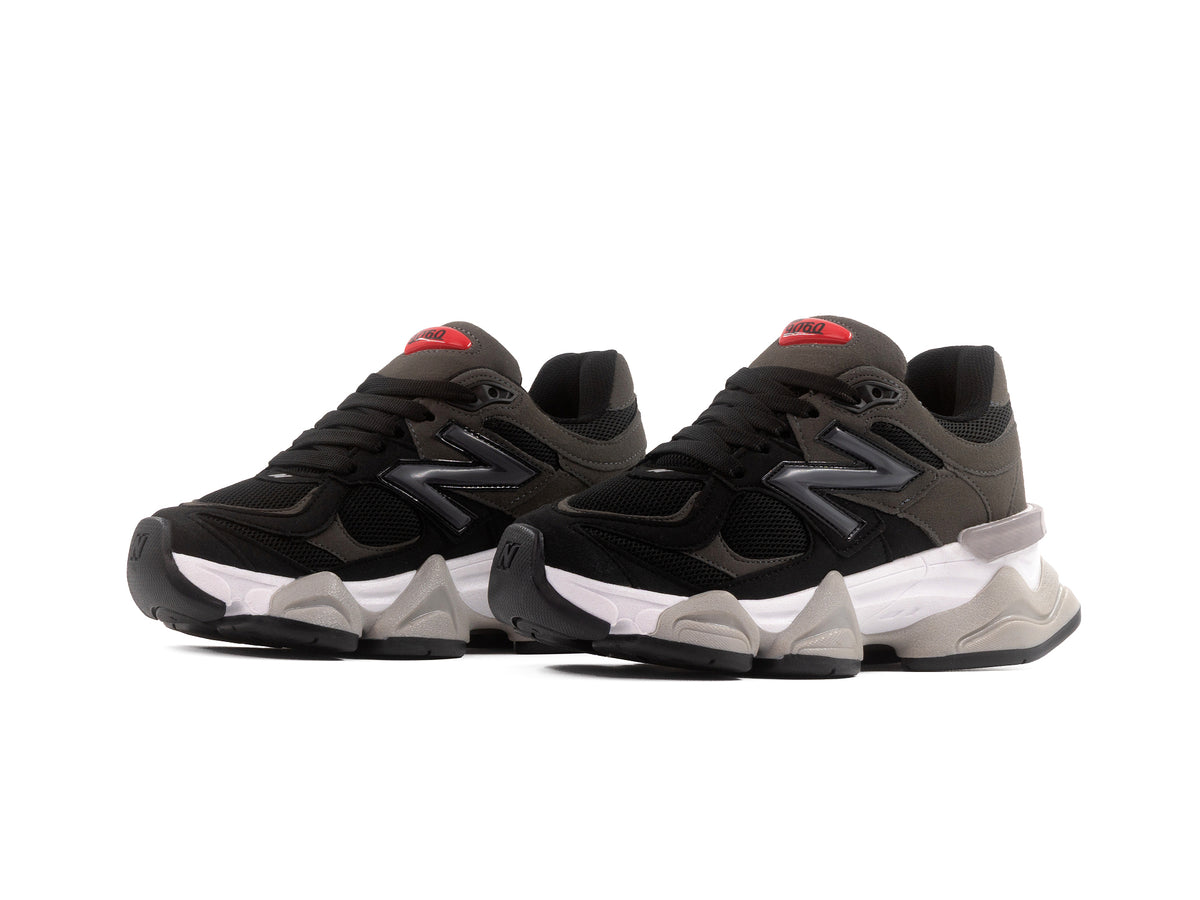 Tenis New Balance 9060 Negro Oxford