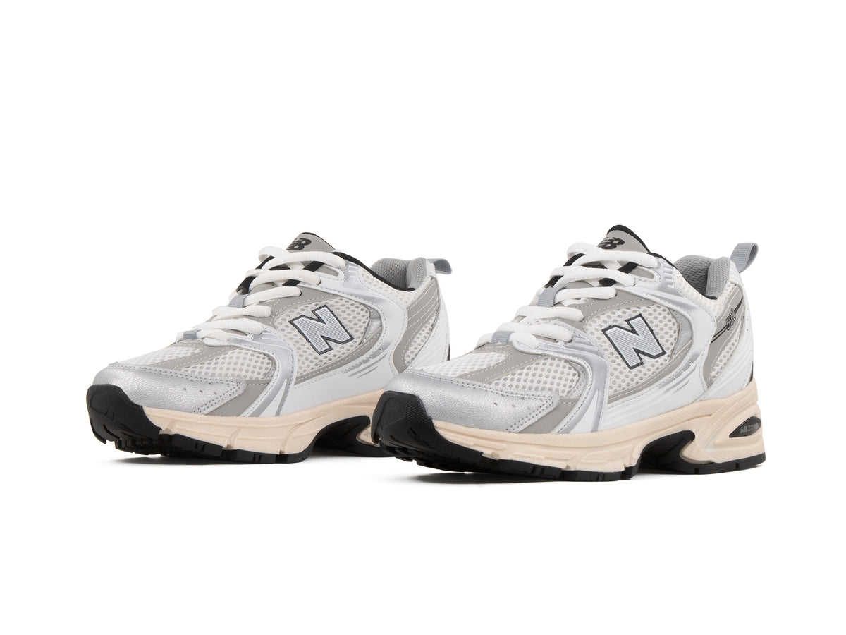 Tenis New Balance 530 Plata Crema 1.1 Premium