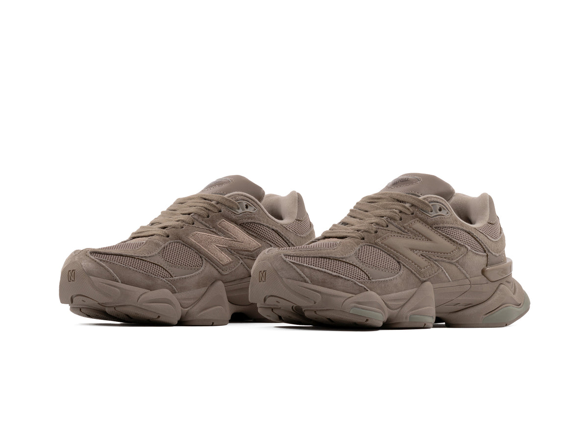 Tenis New Balance 9060 Brown Taupe Importado