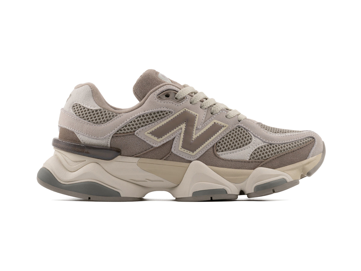 Tenis New Balance 9060 Mushroom Arid Stone Importado