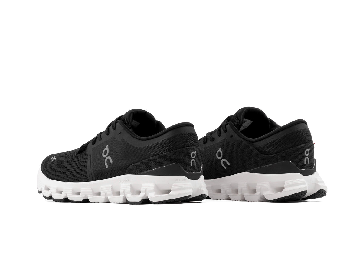 Tenis On Cloudmonster Void Negro Blanco Importado